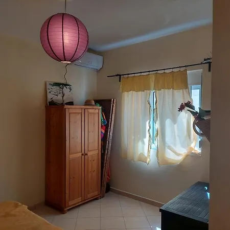 Janos Apartmán Sarandë